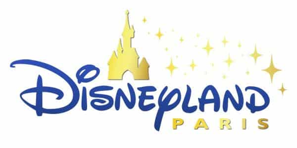 Disneyland Paris, situé au Boulevard du Parc, 77700 Coupvray, e